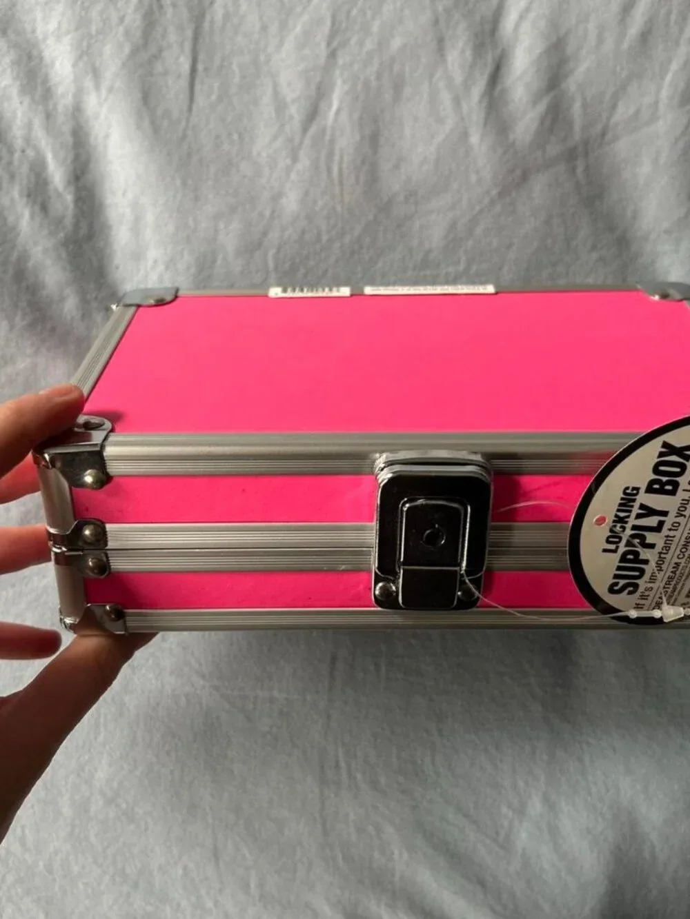 NWT Vaultz Pink Locking Supply Box with Happy Kitty